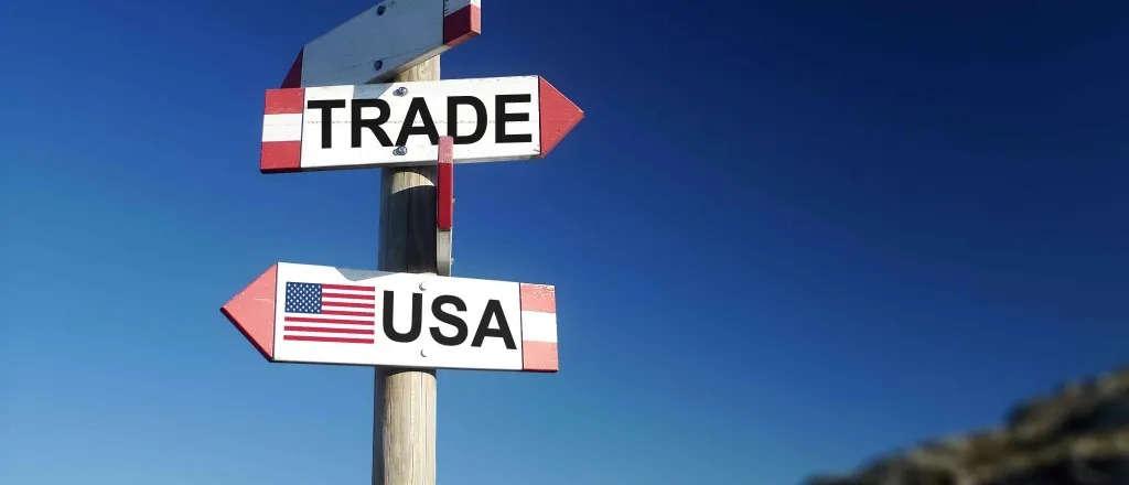 Chinese Traders Brace for Trade War Fallout as Markets Reopen