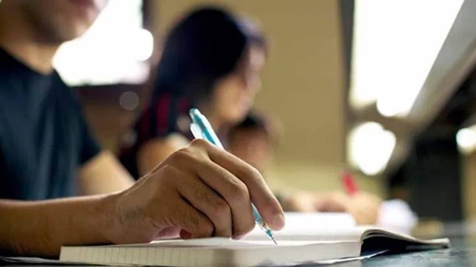 Maharashtra HSC Exams Begin Smoothly Amid Tight Security