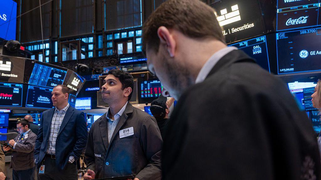 Trump's Tariff Tango: 125% Hike on China, 90-Day Pause for Others Sparks Market Frenzy