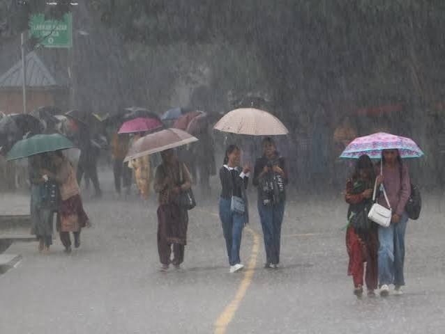 Orange Alert Issued: IMD Warns of Heavy Rain Across Himachal Pradesh