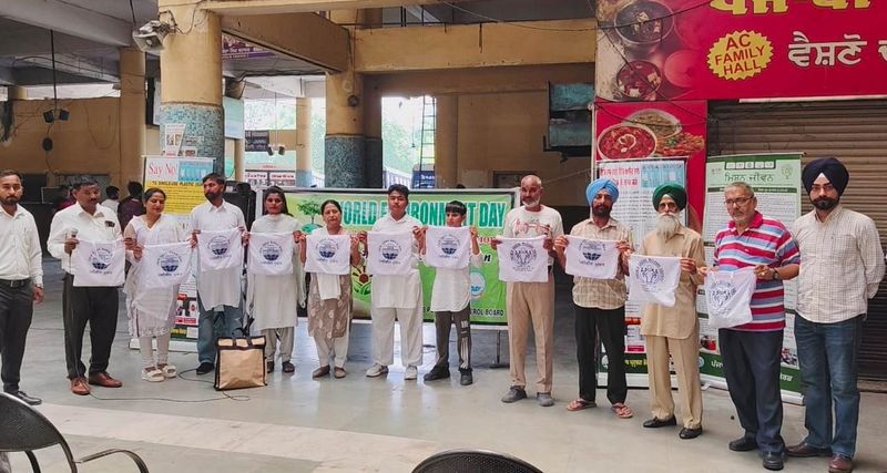 Curtains Up on Clean Earth: Street Play Takes on Plastic Perils