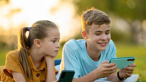 The Silent Type: What Your ‘Silent Mode’ Cell Phone Habit Reveals About Your Mind