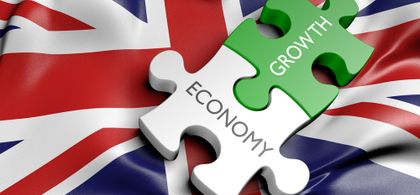 UK Economy Tiptoes Ahead—0.3% Growth Leaves Recession Rumors Behind