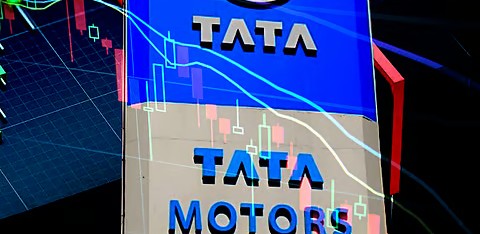 Tata Motors Shares Slip 1.3% Amid Profit Pressure And Market Volatility