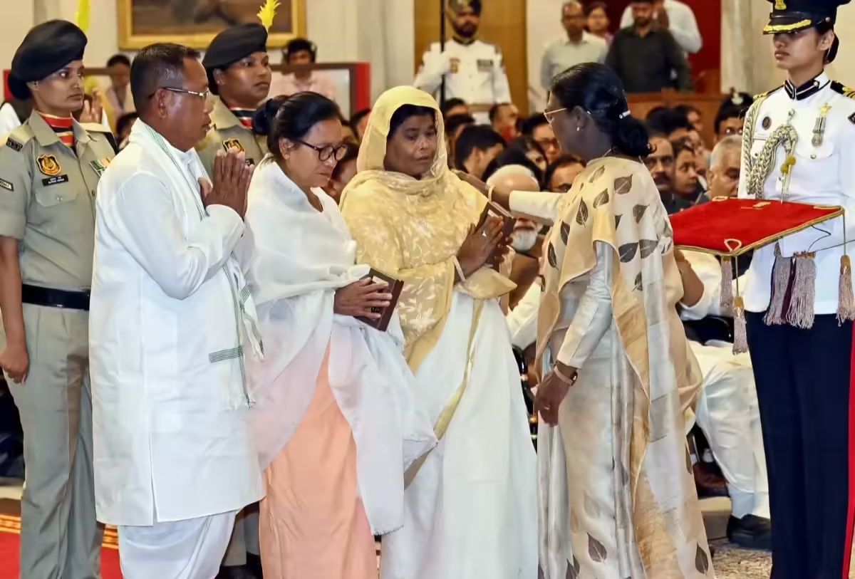 Valor Without Veil: President Murmu Confers 7 Kirti Chakras
