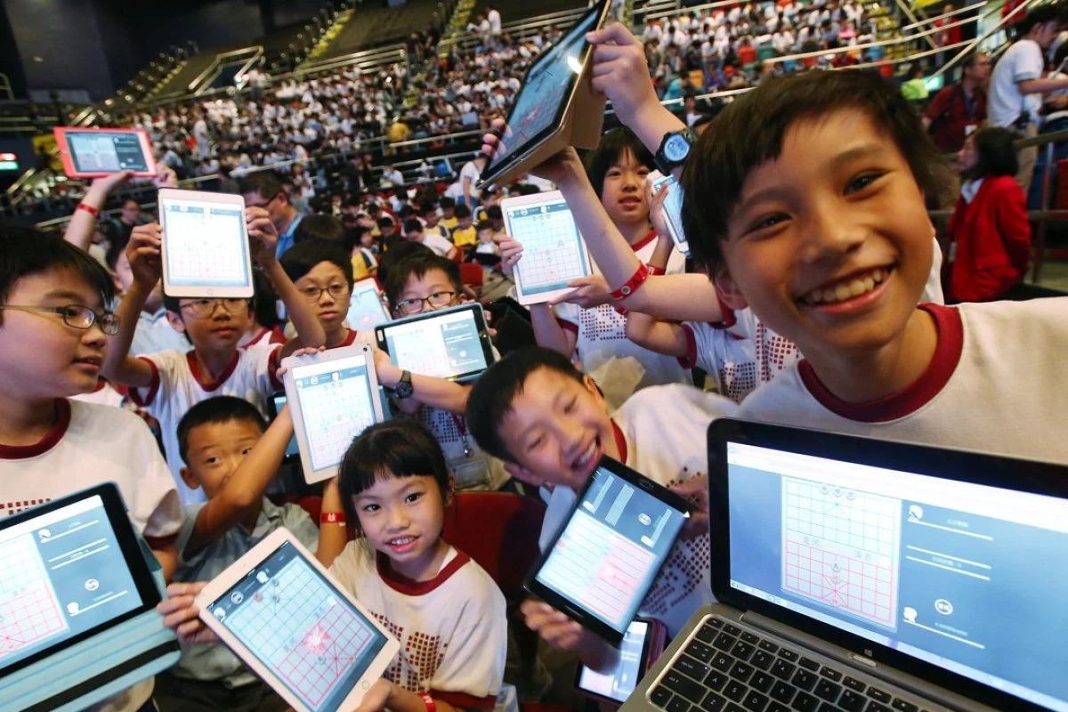 Future Tech: Beijing Schools Introduce AI Courses for Young Minds