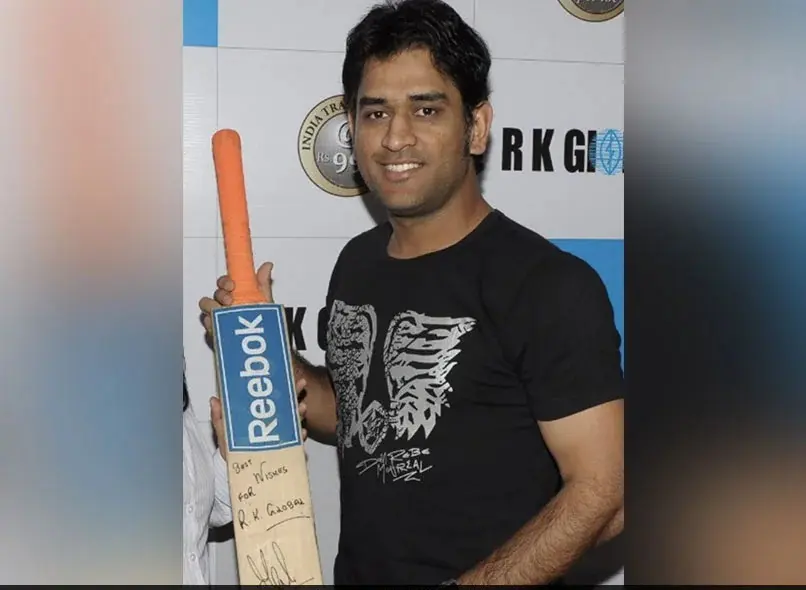 The Willow Of Victory: Dhoni’s 2011 World Cup Bat Auctioned For ₹72 Lakh