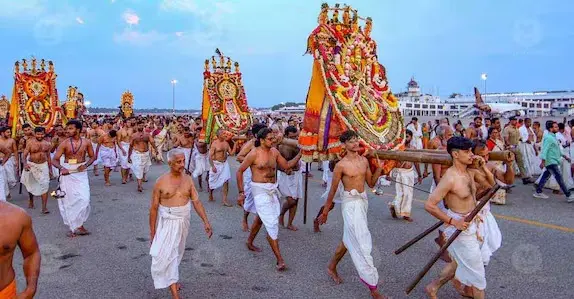 Flights Yield To Tradition As Thiruvananthapuram Airport Pauses For Arattu