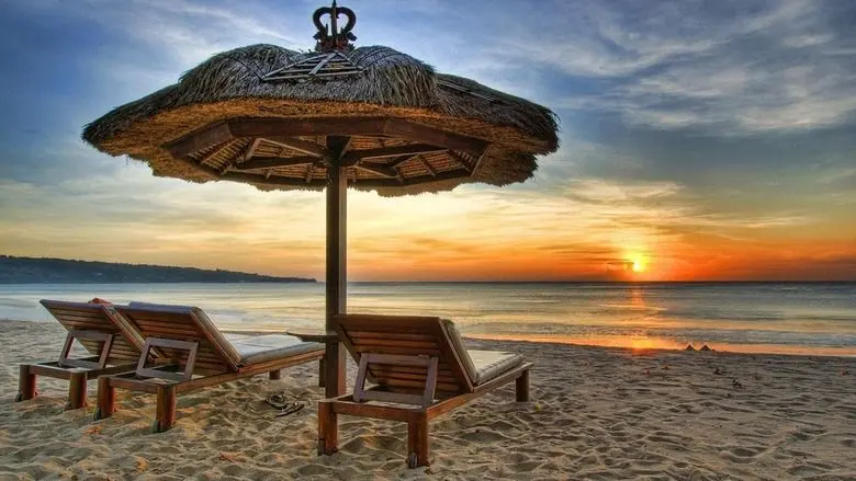 Eight Days Of Escape: Science Reveals Perfect Holiday Length For Peak Happiness