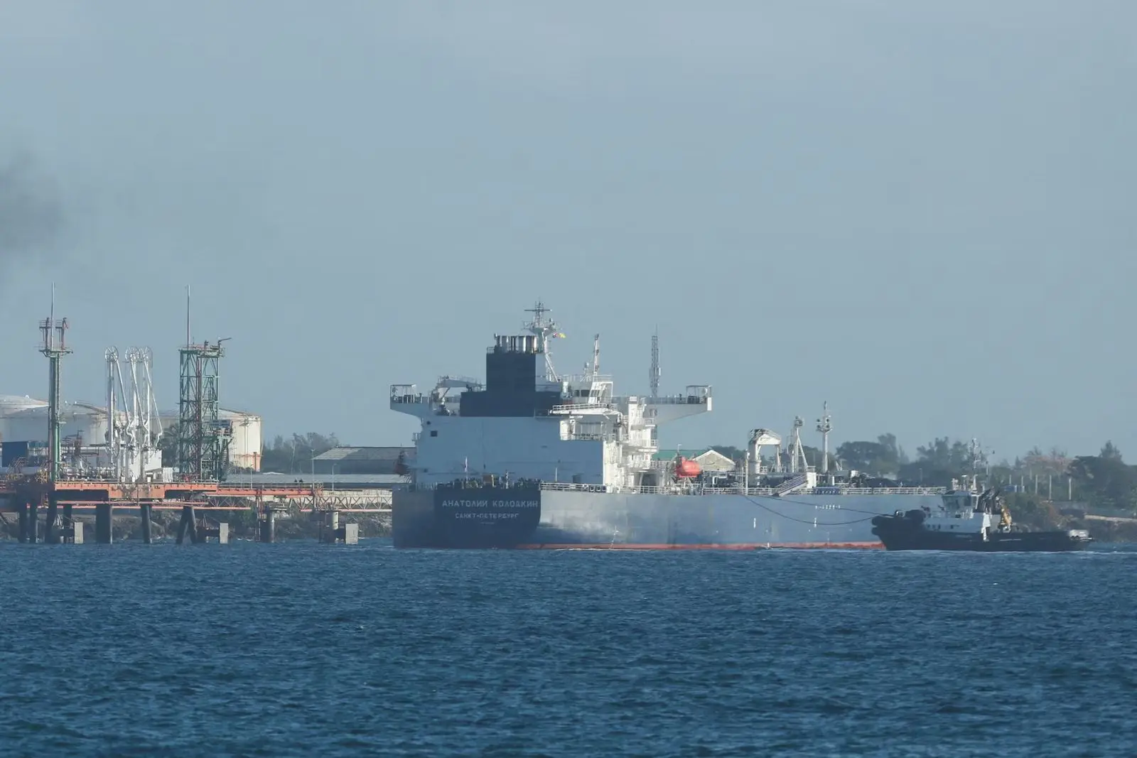 Russia Raises Oil Exports From Western Ports Despite Drone Strikes In Early April