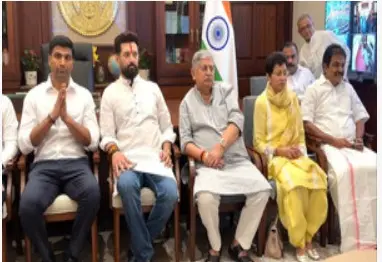 India Launches Nasha Mukt Vidyalaya To Curb Youth Vaping