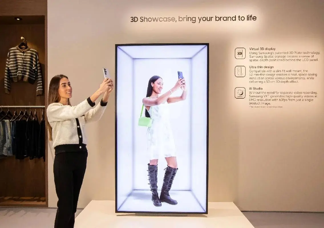 Samsung Bets On AI And 3D Displays To Transform Customer Experience