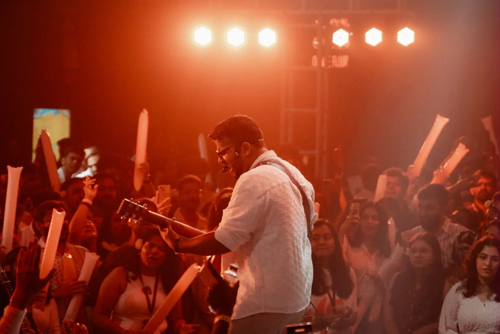 WOW STORY OF THE DAY: India's Largest Jamming & Open Mic Platform Started With 25 People and One Simple Idea.