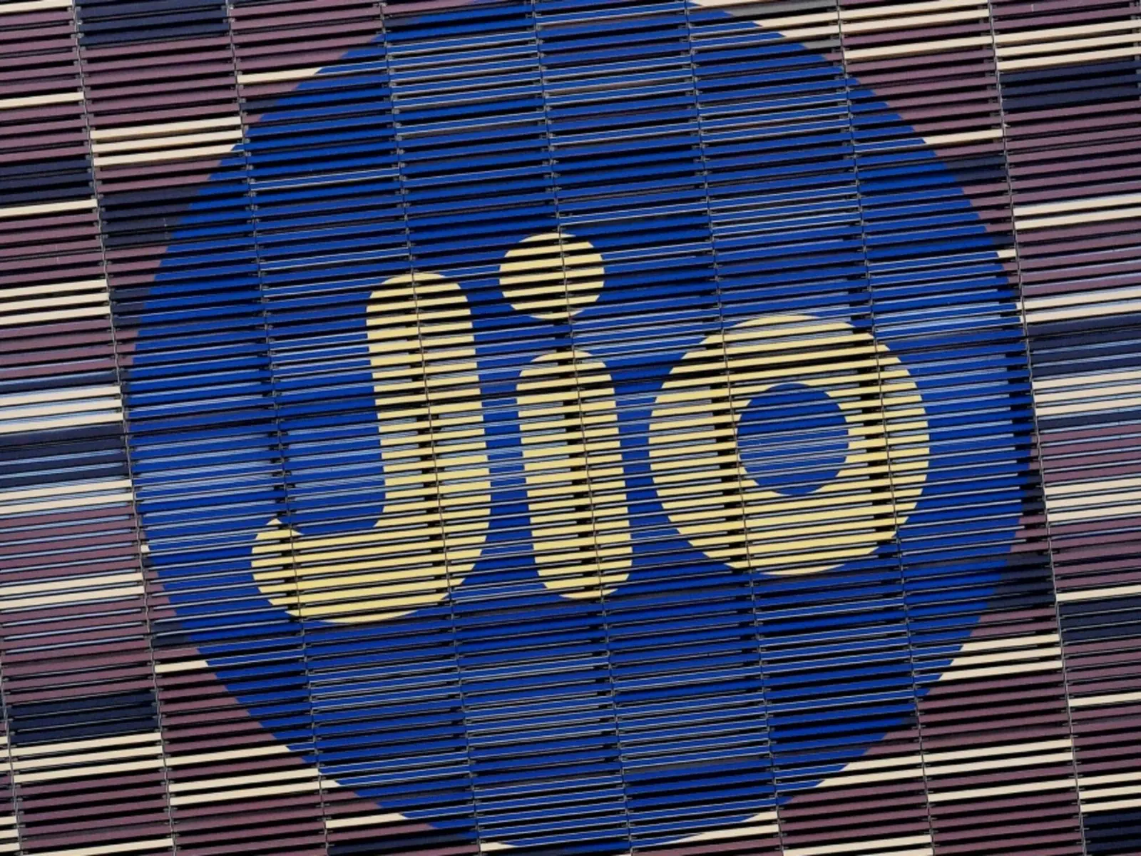 Jio Credit Approves ₹35 Billion Rights Issue To Strengthen Capital Base