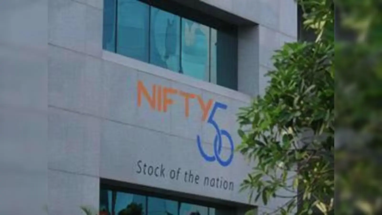 Nifty Bank And Nifty 50 Futures Edge Higher In Pre-Open Trade