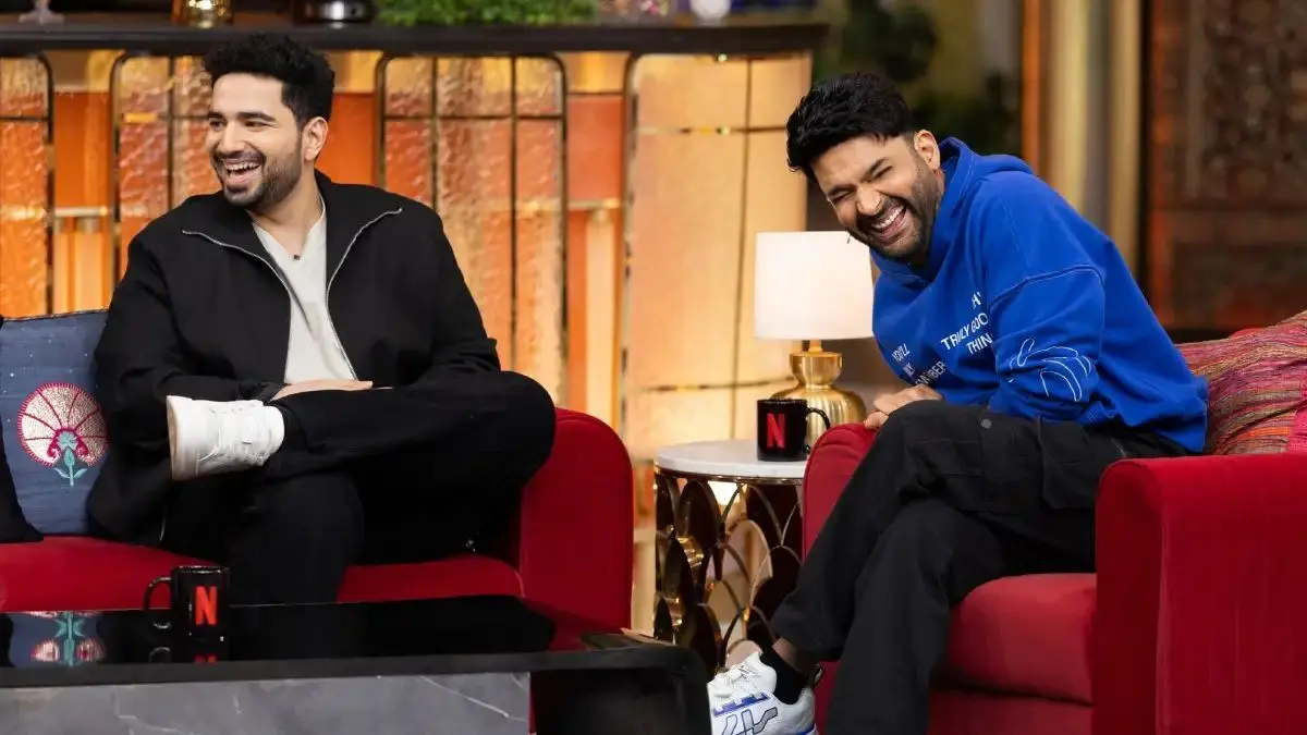 Kapil Sharma Turns Roastmaster As Sunil Pal And Samay Raina Trade Jabs