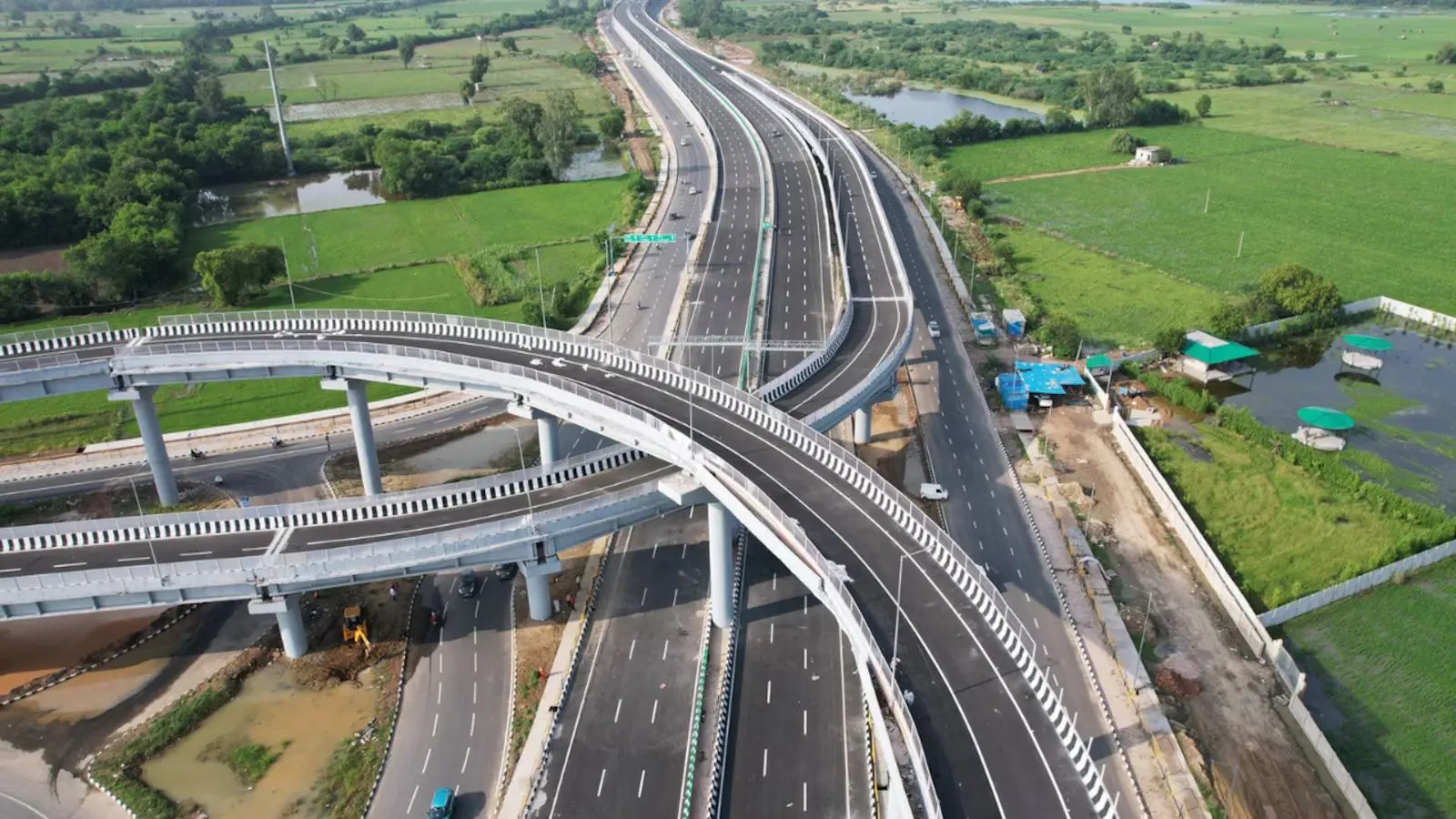 NHAI Rolls Out India’s First GPS-Based Stop-Free Tolling On NH-48 Gujarat