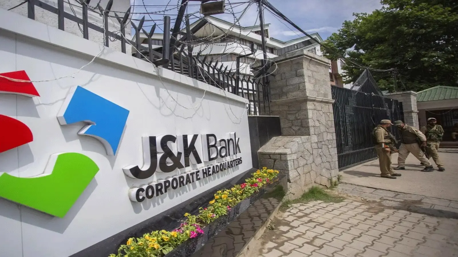 Kotak Mahindra Bank Gets RBI Nod For Stake In Jammu And Kashmir Bank