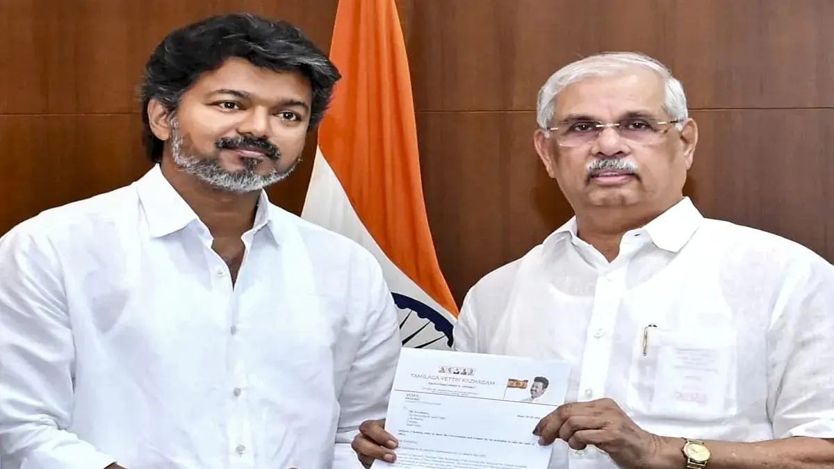 Vijay’s Oath Cancelled Amid Majority Uncertainty: Will VCK Decide Tamil Nadu’s Future?