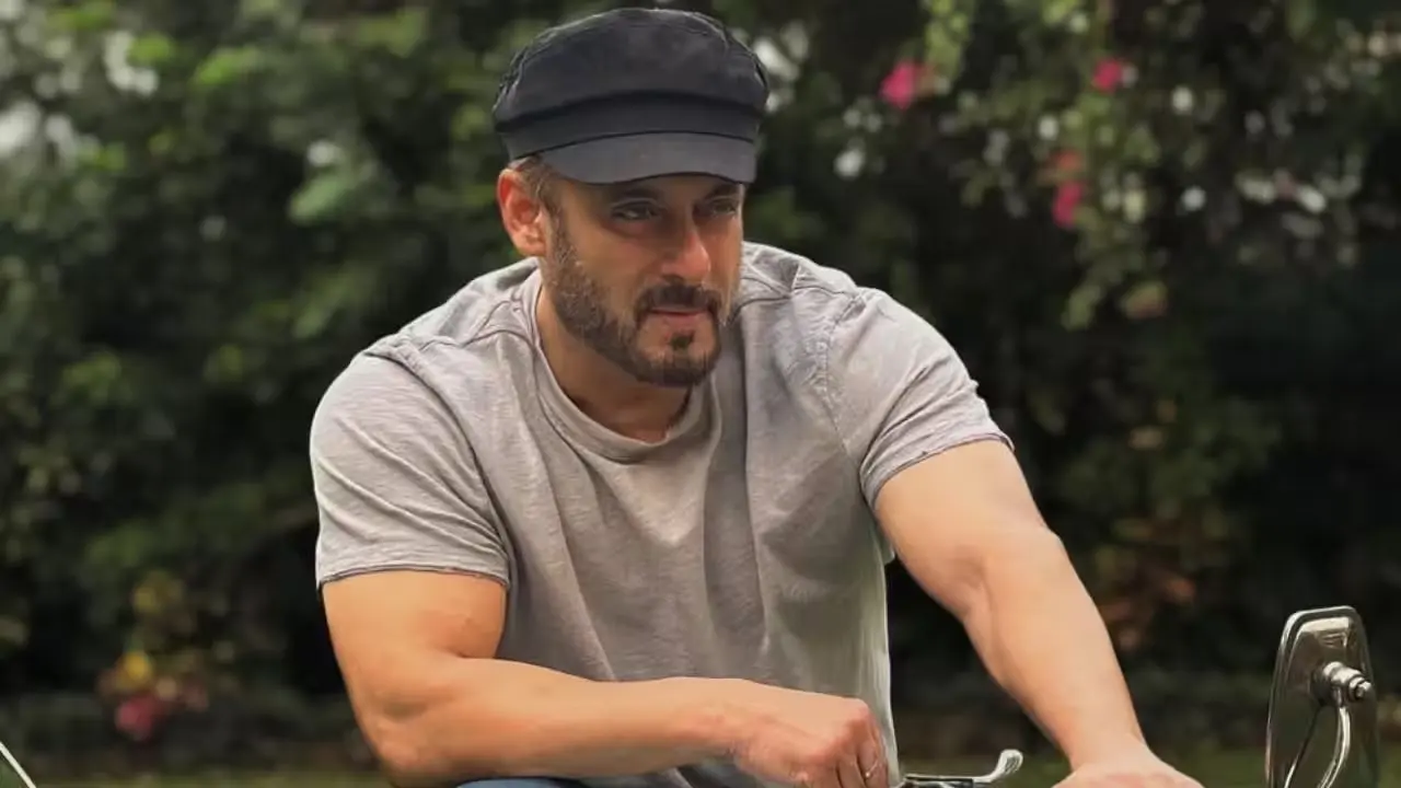 “Script? What Script?” Salman Khan Says He’s Never Read One, Only Written Them