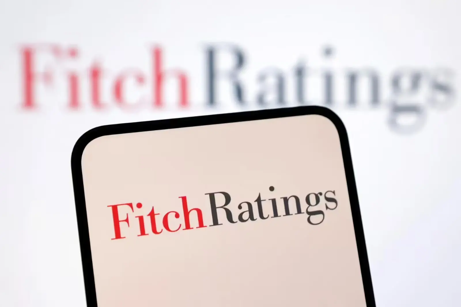 Fitch Keeps Adani Green Notes Steady With Stable Outlook