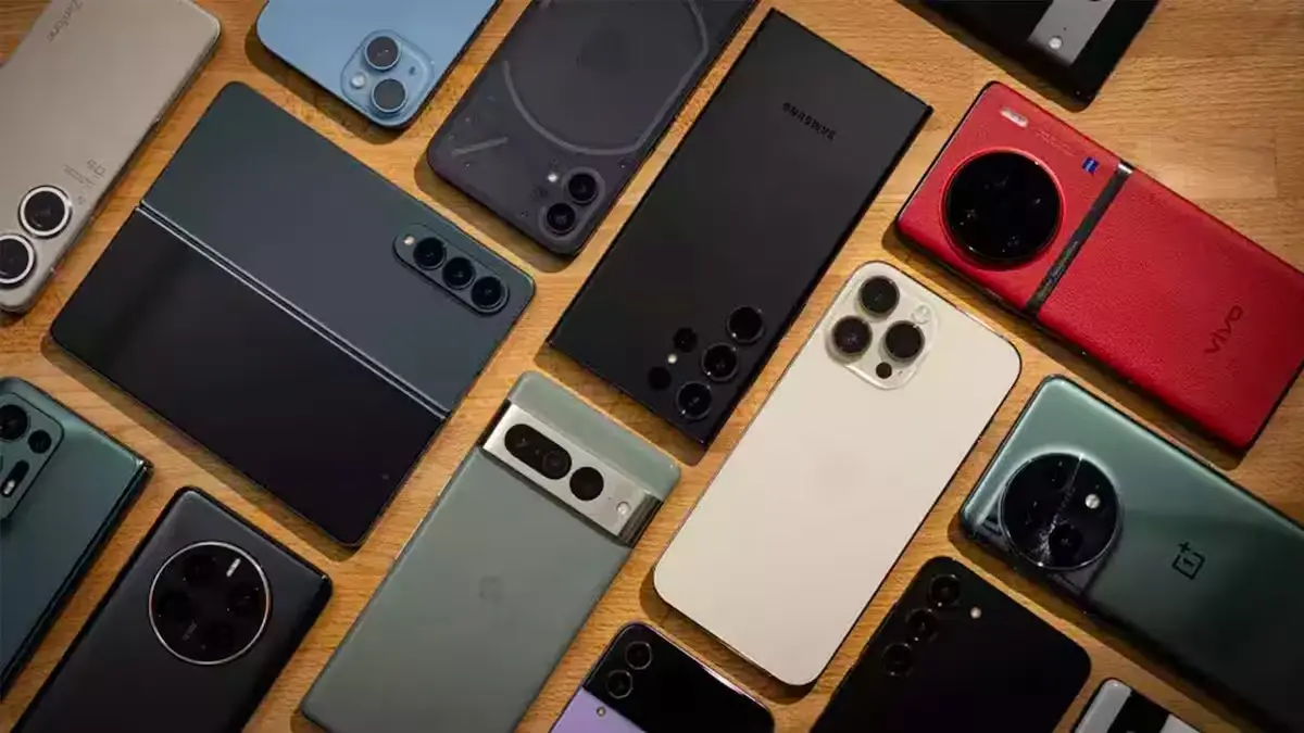 AI In Your Pocket: What Really Makes A Smartphone “Smart” For Indian Buyers Today