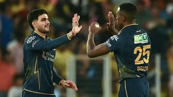 Titans Roar, Lions Exit: CSK’s Playoff Dream Ends As Gujarat Close In On Top Two