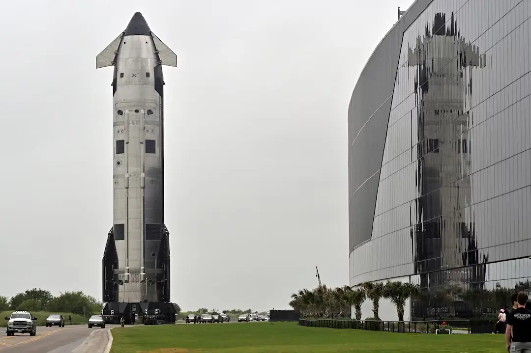Starship V3 Lifts Off: SpaceX’s New Super Rocket Clears First Big Hurdle