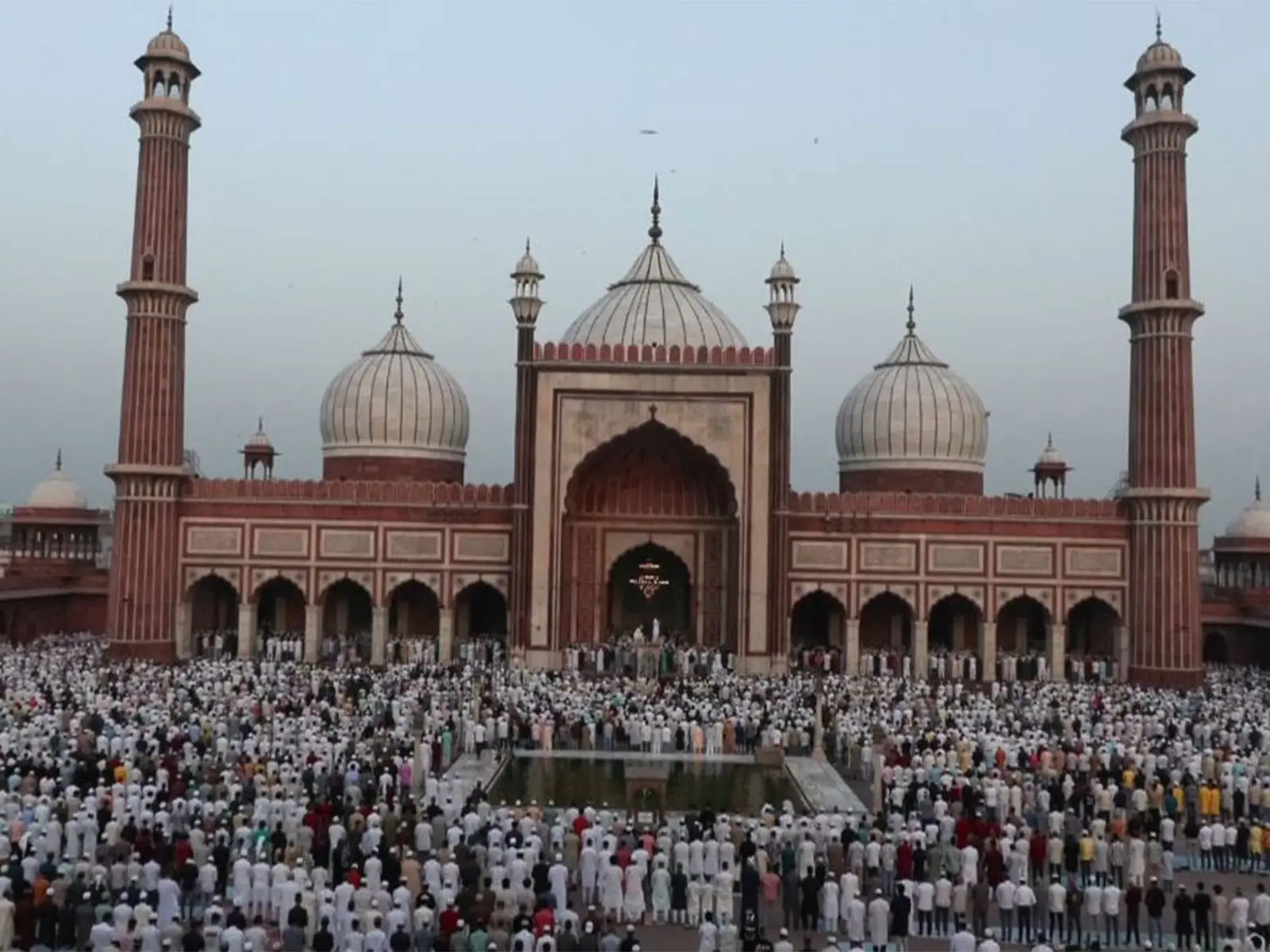 Prayer, Peace And Community Spirit: Eid‑Ul‑Adha Unites Cities In Dawn Devotion