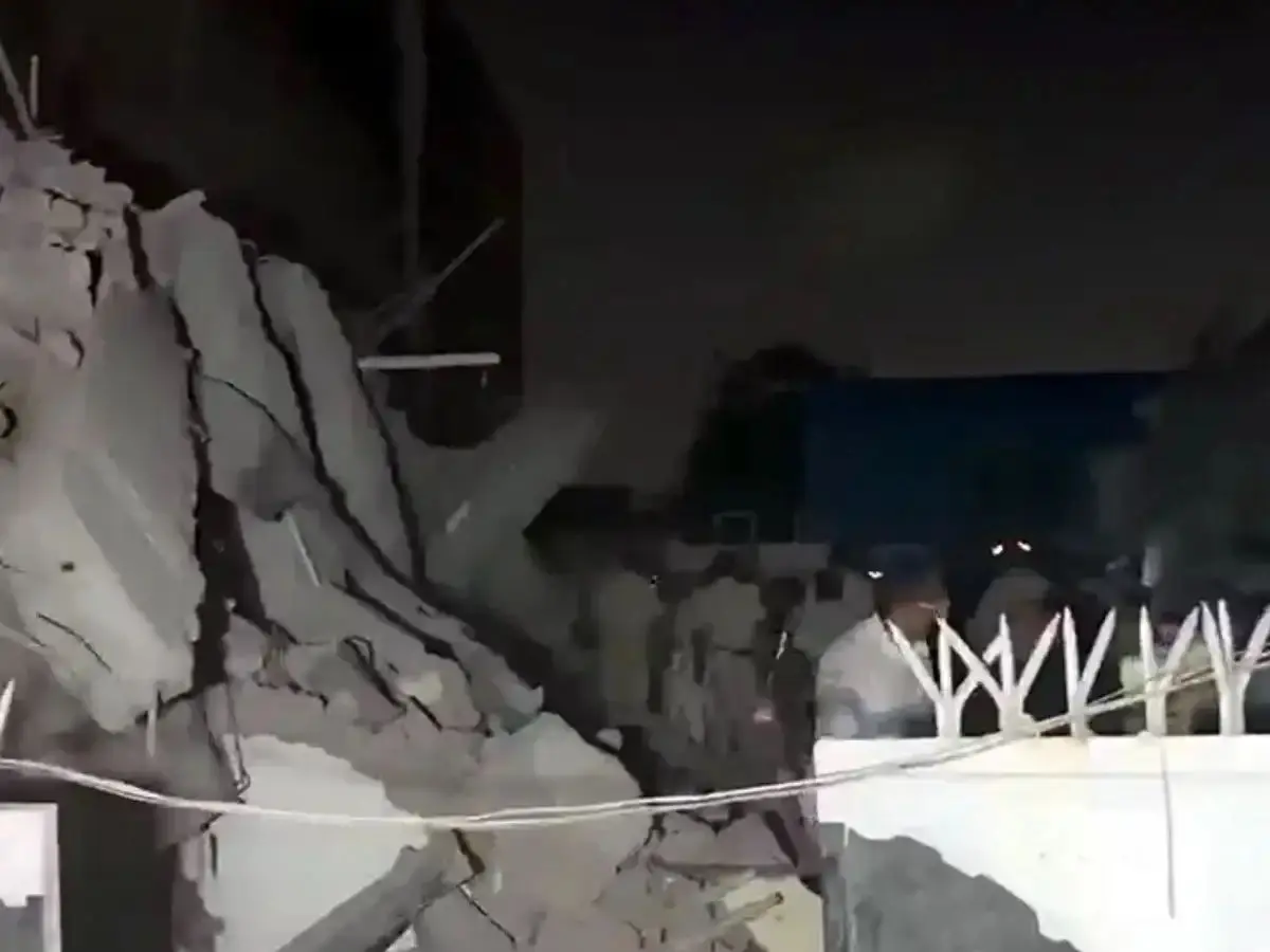 Five-Storey Building Collapses In South Delhi’s Mehrauli, Rescue Teams Race Against Time