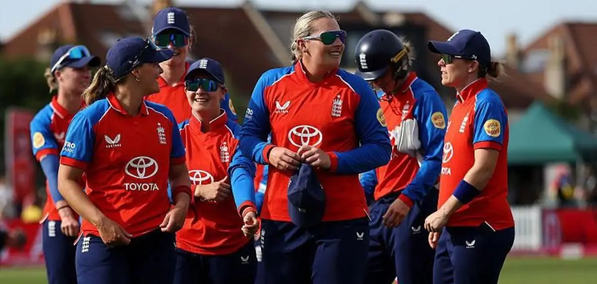 India’s Batting Collapse Hands England 26-Run Win In Second Women’s T20I At Bristol