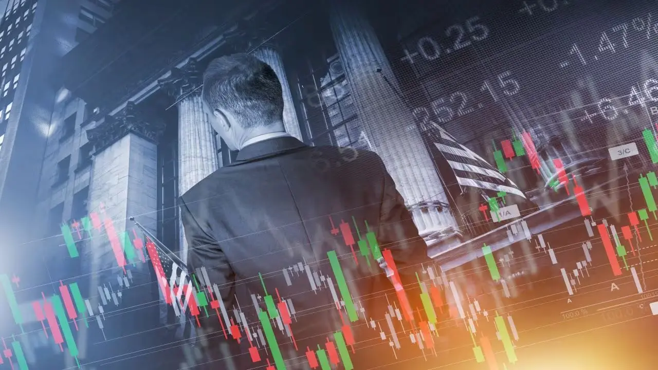 IT Swims While The Broad Market Sinks: Nifty Opens In The Red But Tech Bucks The Trend
