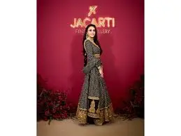 Preity Zinta Launches Jacarti Fine Jewellery House in Mumbai