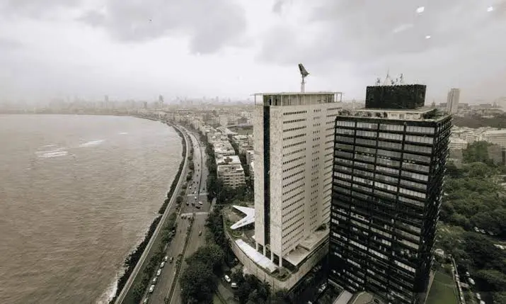 Air India Building: A Masterclass in Pre-Digital Brand Visibility