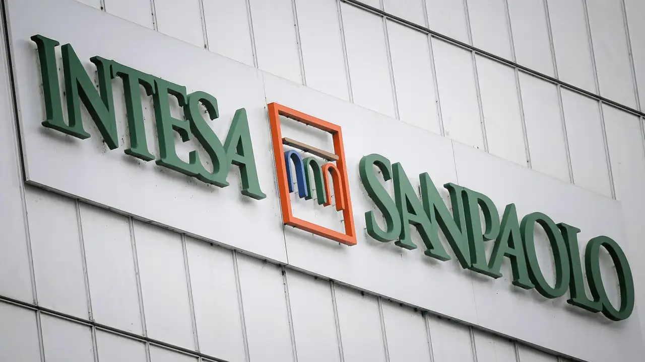 Intesa’s $35 Billion Surprise: A Bold Bid to Reshape Italy’s Banking Map