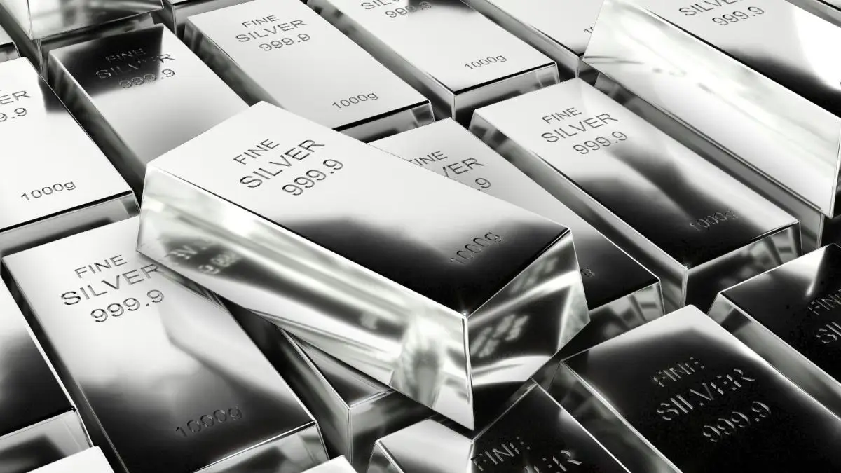Silver Lining Fade: Price Stabilizes After Heavy Weekly Slump