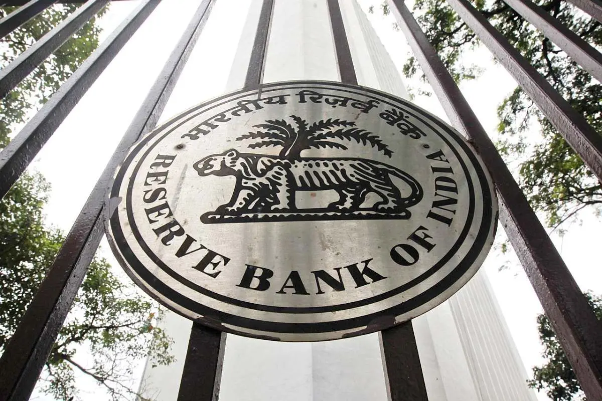 Debt Swap: RBI Moves ₹300 Billion in Major Sovereign Bond Switch
