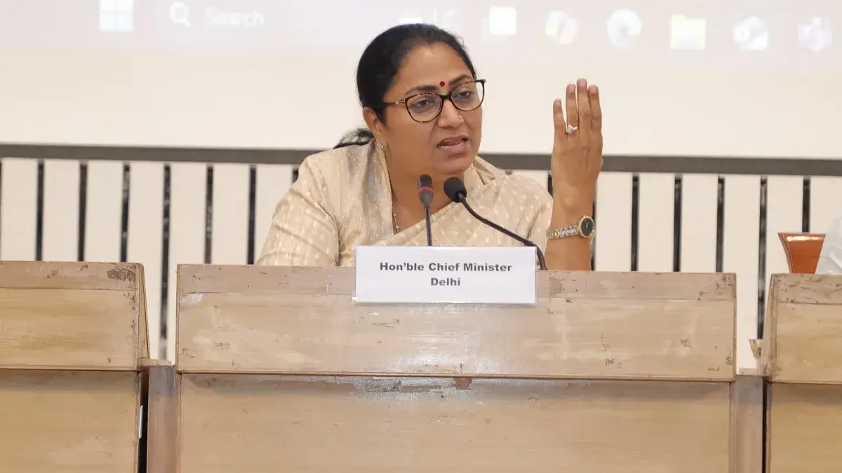 Delhi Finalises Strict Eligibility Rules for Women and Transgender E-Auto Scheme