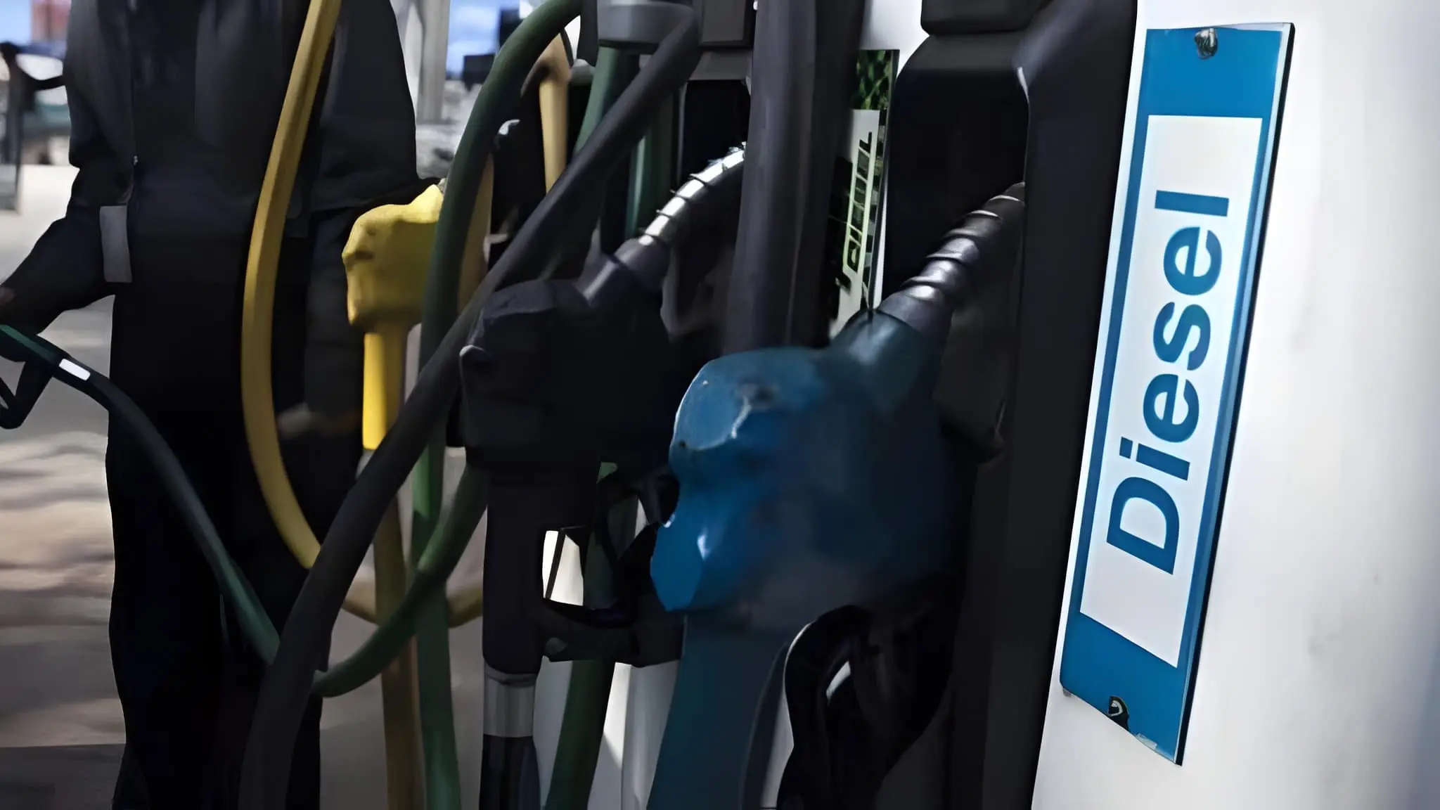Diesel Sale Capped and Fuel Resale Banned Across Maharashtra