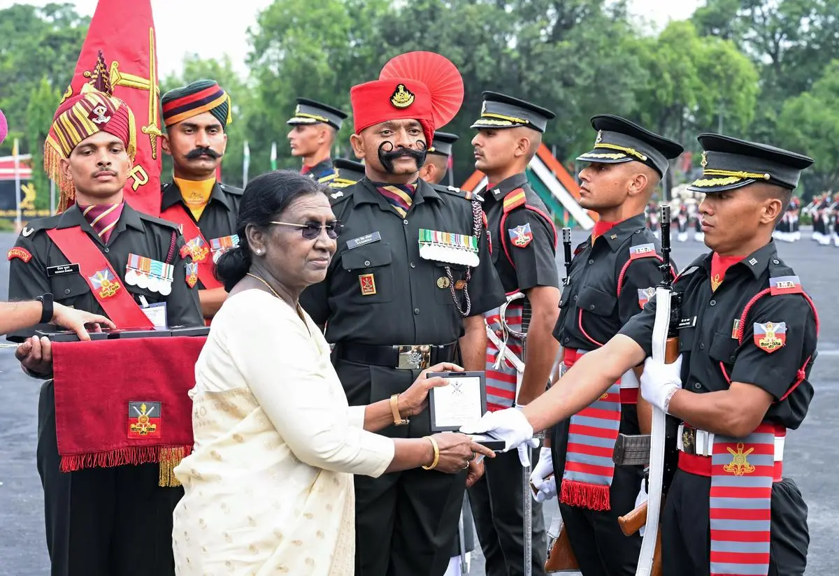 President Murmu Reviews Historic IMA Passing Out Parade in Dehradun