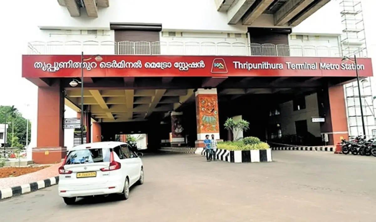 Skywalk Linking Tripunithura Railway and Metro Stations Under Study