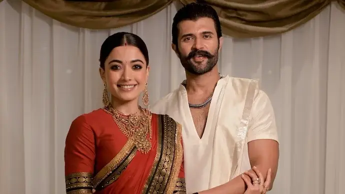 Vijay Deverakonda, Rashmika Mandanna Award Scholarships to 180 Students