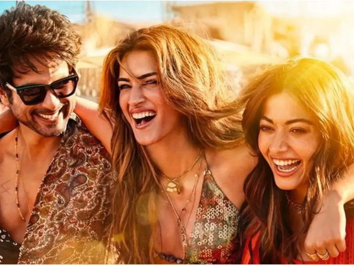Mixing It Right: Cocktail 2 Surges Past ₹29 Crore on Day 2