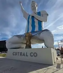 World’s Tallest Lionel Messi Statue Unveiled in Argentina