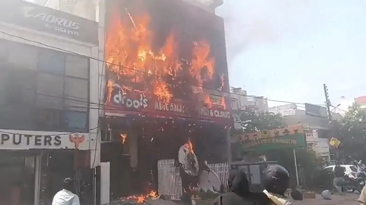 PM Modi Announces Financial Relief for Lucknow Fire Victims