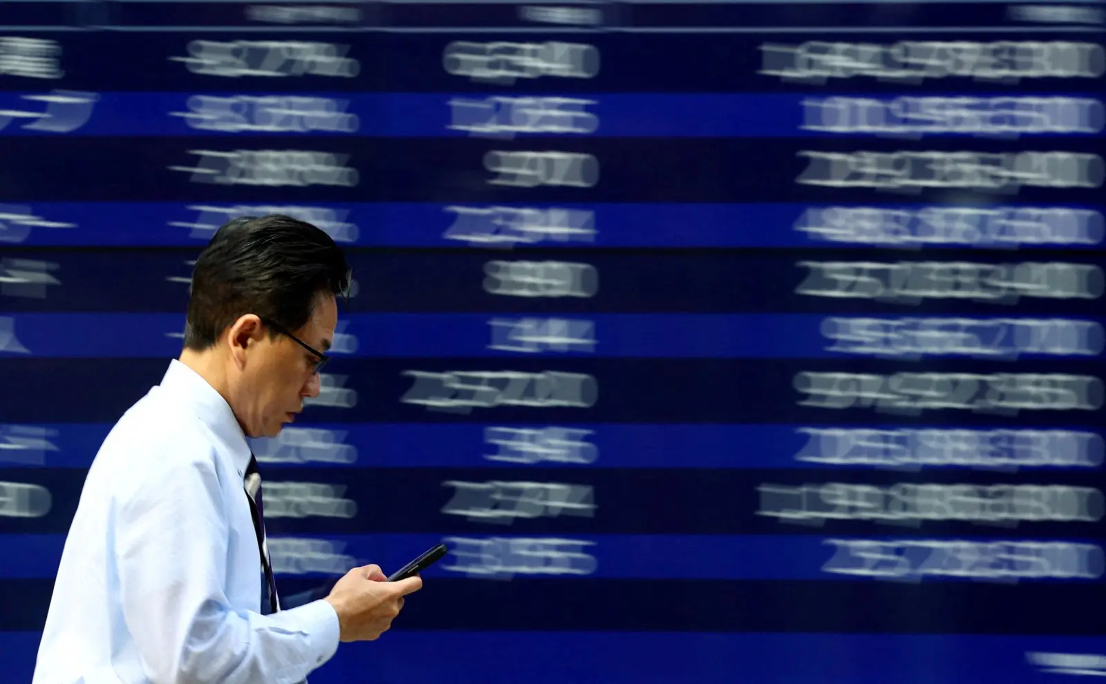 Foreign Inflows in Asian Bonds Surge to Three-Month High in May