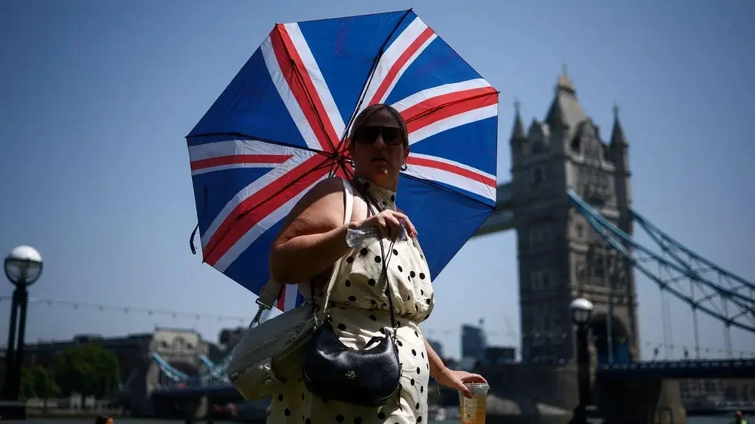 Record-Breaking Heatwave Grips Britain and Switzerland