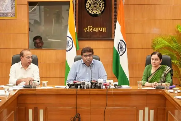 Haryana Speeds Up Voter Data Digitization in Major SIR Drive