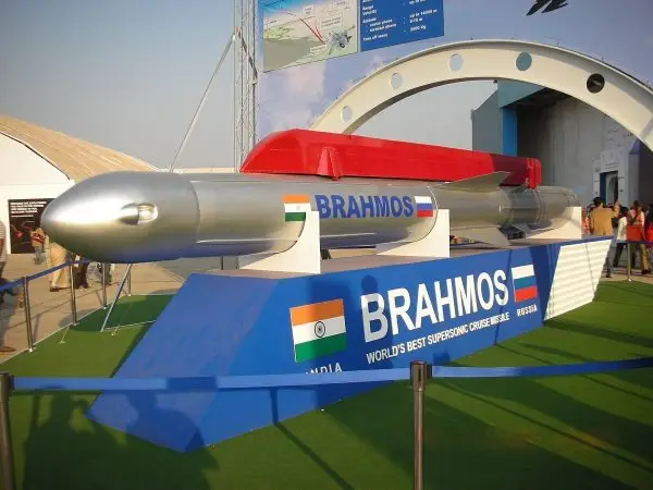India Seals Historic Defense Deals With Indonesia For Astra and BrahMos Missiles