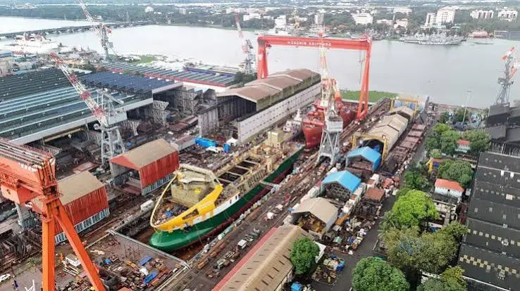 Government Exercises Full Green Shoe Option in Cochin Shipyard OFS
